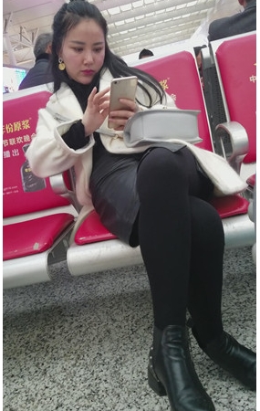 黑色丝袜小姐姐