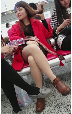 红衣妹子