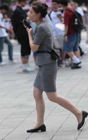 诱惑街拍肉丝职业装