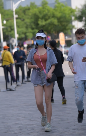漂亮的小姐姐