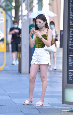 吊带白短裤 21-07-31-65