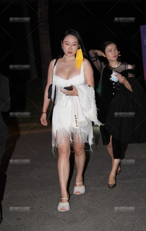 性感丰腴的女人