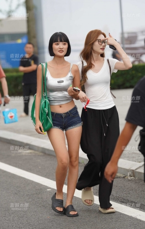 230826-6 60p