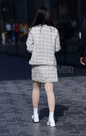 比诺-爽滑肉丝美女-13P