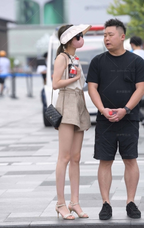 身材高挑白嫩邻家小妹/231201-3-45 14P
