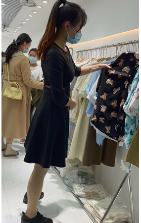 黑裙美女