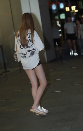 大长腿美眉