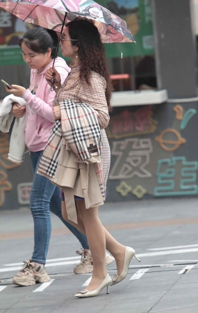 肉丝街拍高跟-13P