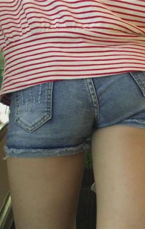 街拍清纯热裤小清新美女逛街 [3.70 GB]
