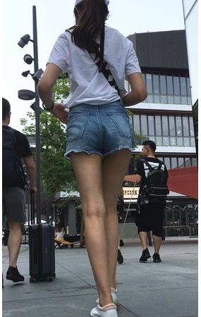 牛仔短裤