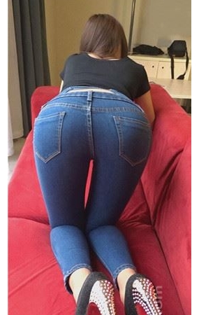 模拍漂亮的牛仔美女（一）