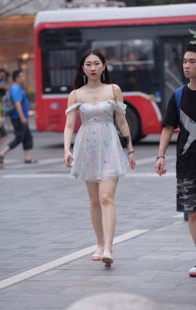 肉嘟嘟的美女