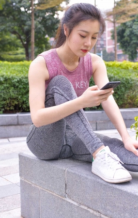 圣诞快乐之紧身瑜伽裤美女