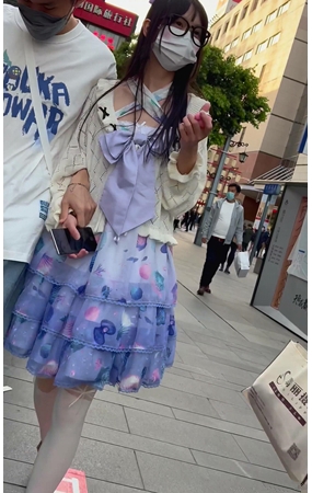 蓝裙美女