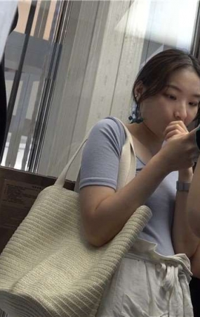 樱桃小嘴美女+长裙凉高跟美足少F [1.01 GB/avi]
