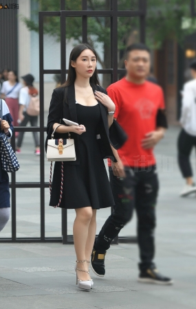 街拍2018 时尚搭配 合集 0703 01-13P