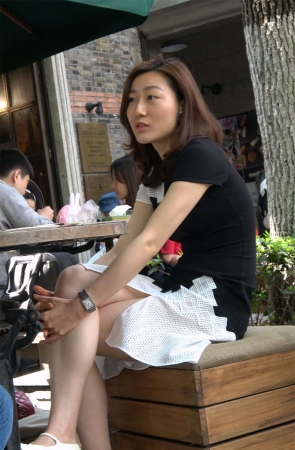 下午茶的气质连衣裙美腿美女