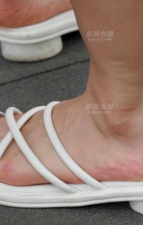 230812-11 38p