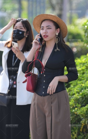 性感的迷人小姐姐
