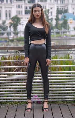 91皮裤美女132G