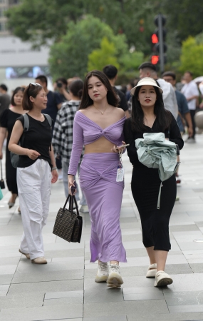紫色妖娆性感妩媚多姿