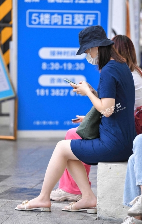 肉丝拖鞋坐姿图片+视频 21-07-21-87P