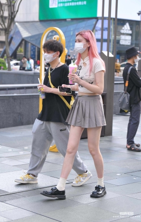 百褶裙皮鞋美女 22-05-20-62