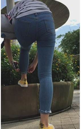 牛仔小妹