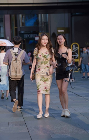 时尚性感美女~