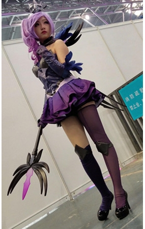 coplay街拍妹子