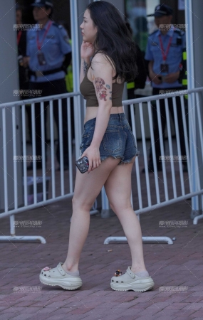 热裤的美