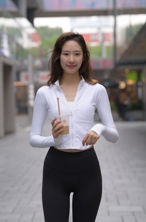  一只麋鹿摄影作品  黑色瑜伽裤运动系高挑美女 [340P1V-14.8GB]