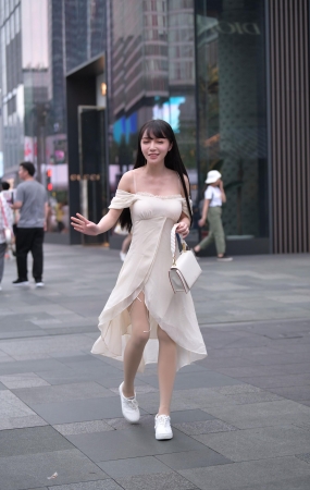 漂亮的美女小姐姐