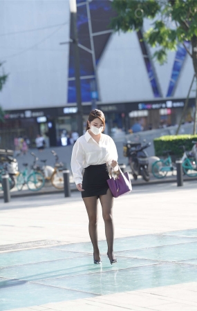 黑丝小姐姐