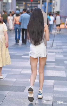 背影 24-05-20-35