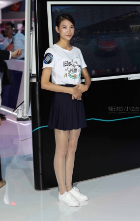 端庄的肉丝袜礼仪小妹