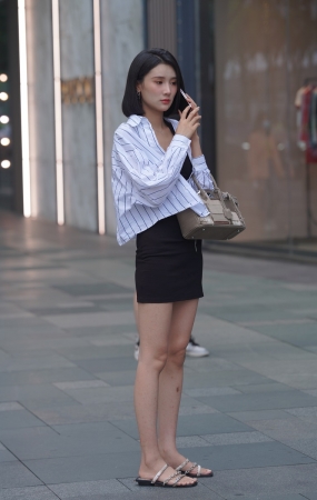 包臀裙美女