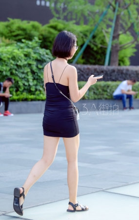 黑色吊带美女-12P