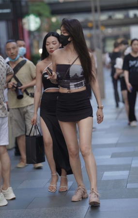 美腿小姐姐