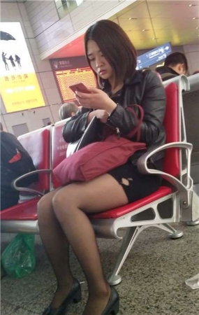 4k-超性感黑丝美腿漂亮美女姐姐