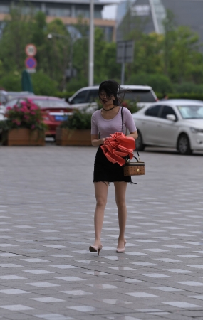 高跟肉丝美女