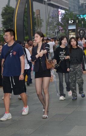 男人心目中的黑丝媳妇