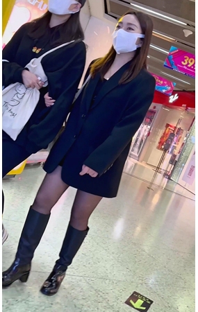 黑丝高靴美女