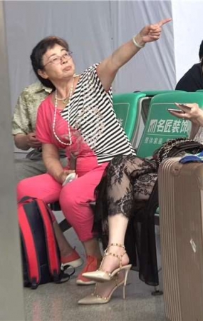 网红高跟美女