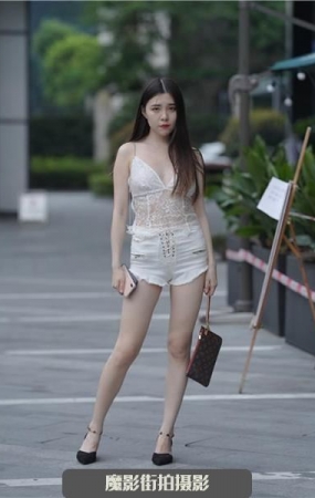MP876 [凯恩街拍4K无水印视频+图片] 白白净净的热裤女孩