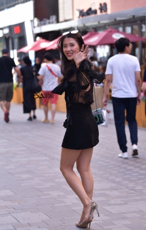 蕾丝纱裙魅力美女-11P