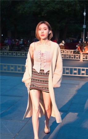 极品美腿美女欣欣模拍图片3A143[141P-1.03G]