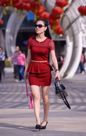 连衣短裙，裸腿，高跟-8P