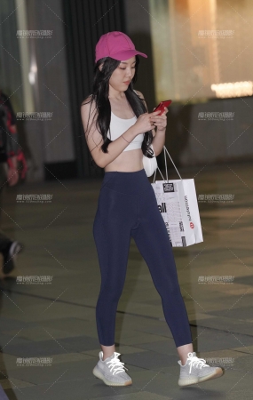 运动女孩