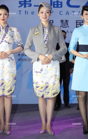 与众不同的空姐服52